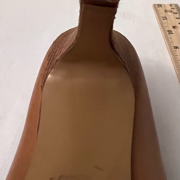 Marc Fisher Tan Leather Peep Toe Pumps, Size 7, EUC - Picture 10 of 11